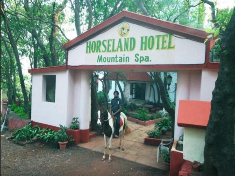 Horseland Hotel & Mountain Spa Матеран Екстериор снимка