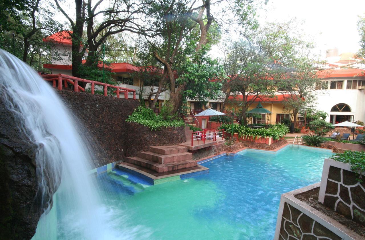 Horseland Hotel & Mountain Spa Матеран Екстериор снимка