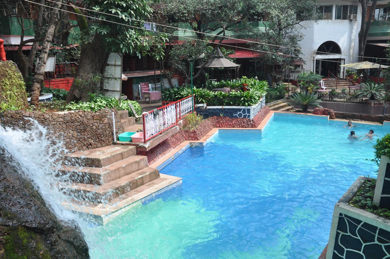 Horseland Hotel & Mountain Spa Матеран Екстериор снимка